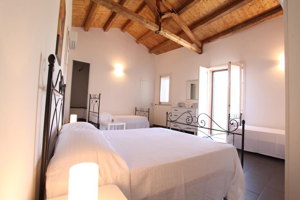 Reusia Holiday Home Ragusa Quarto foto