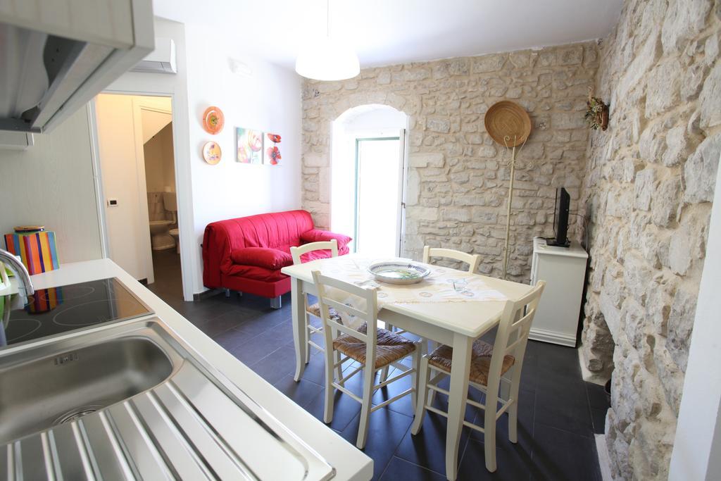 Reusia Holiday Home Ragusa Quarto foto